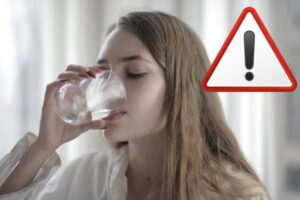 Secondo i dati raccolti dall’Ufficio francese per la biodiversità (OFB), le falde acquifere da cui Nestlé attinge per queste acque