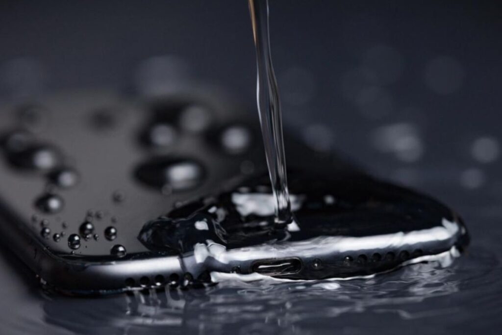 Smartphone e acqua rimedi