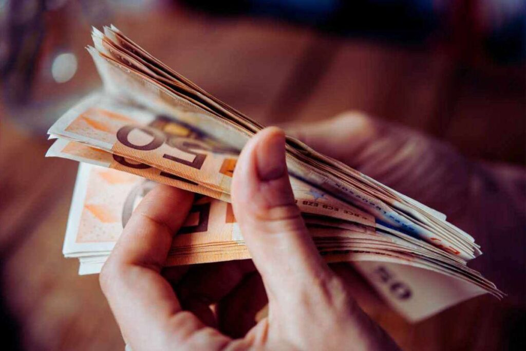 Carta Dedicata a Te, chi riceverà l'assegno