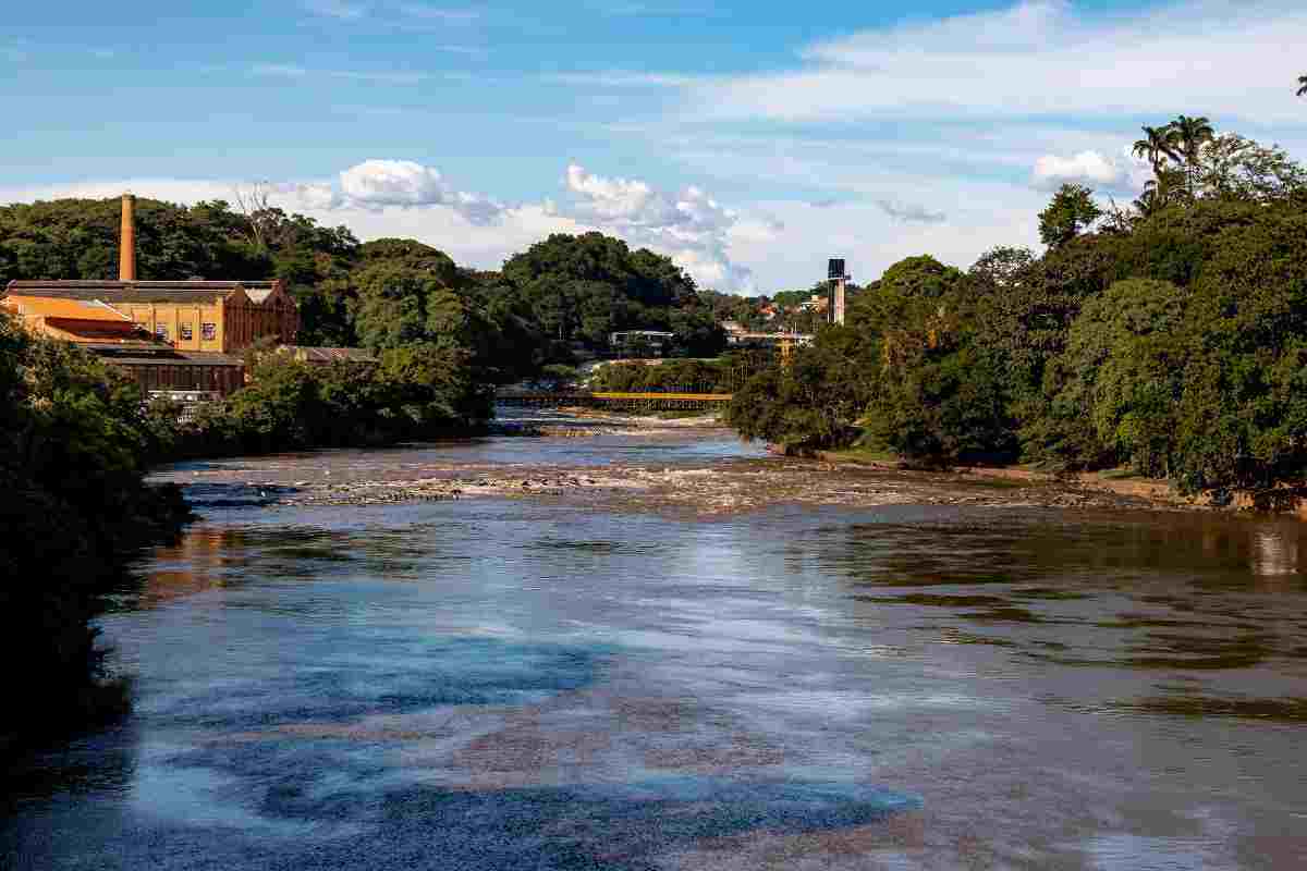 Dimentica il mare, questo fiume italiano è un paradiso tropicale