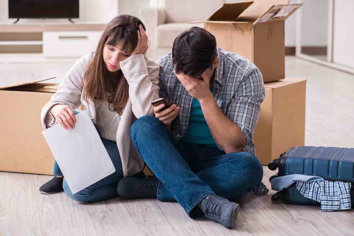 Fisco, possono portarmi via la casa in cui abito in caso di debiti?