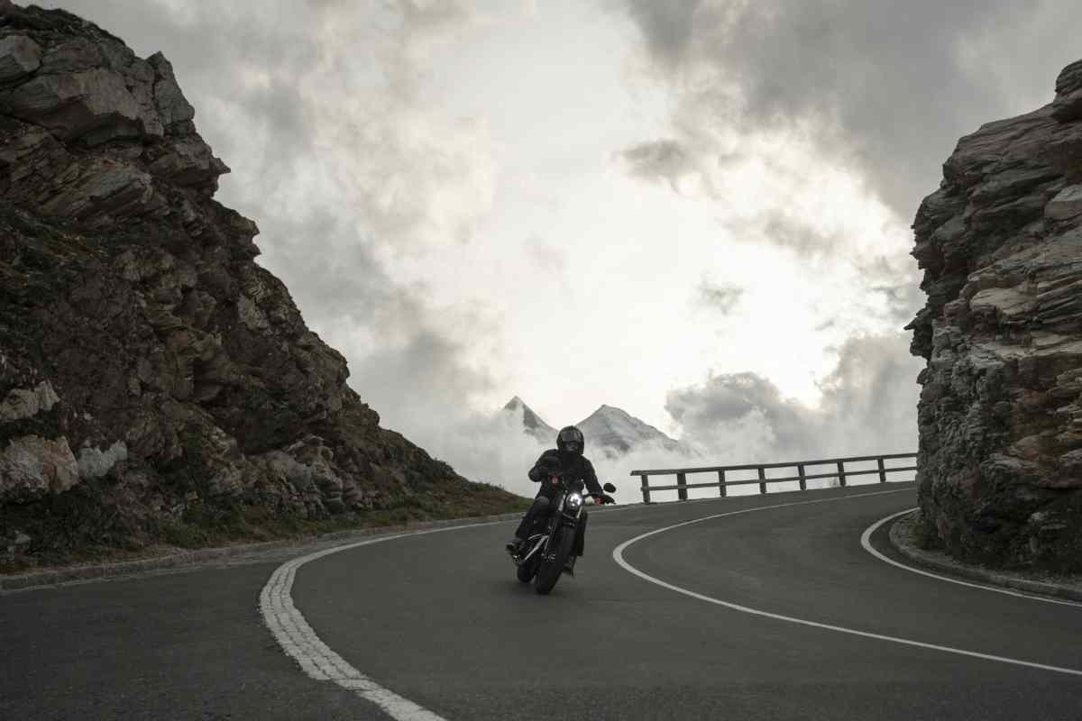 Non farti trovare impreparato: cosa mettere in valigia se stai per andare in vacanza in moto, tutti i dettagli